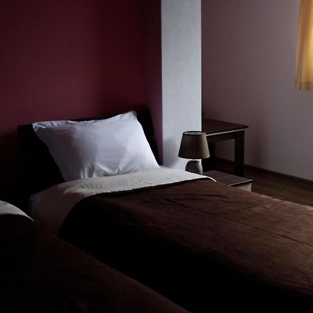 Guest House Bulgari Kazanlŭk المظهر الخارجي الصورة