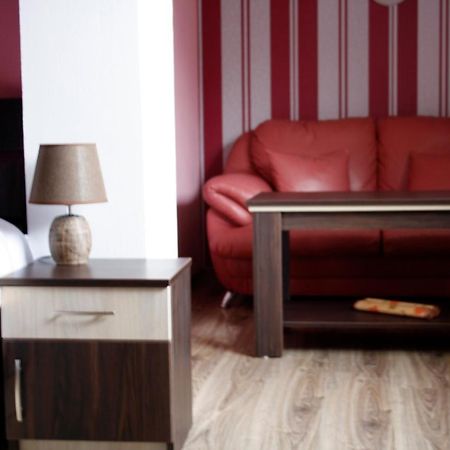 Guest House Bulgari Kazanlŭk المظهر الخارجي الصورة