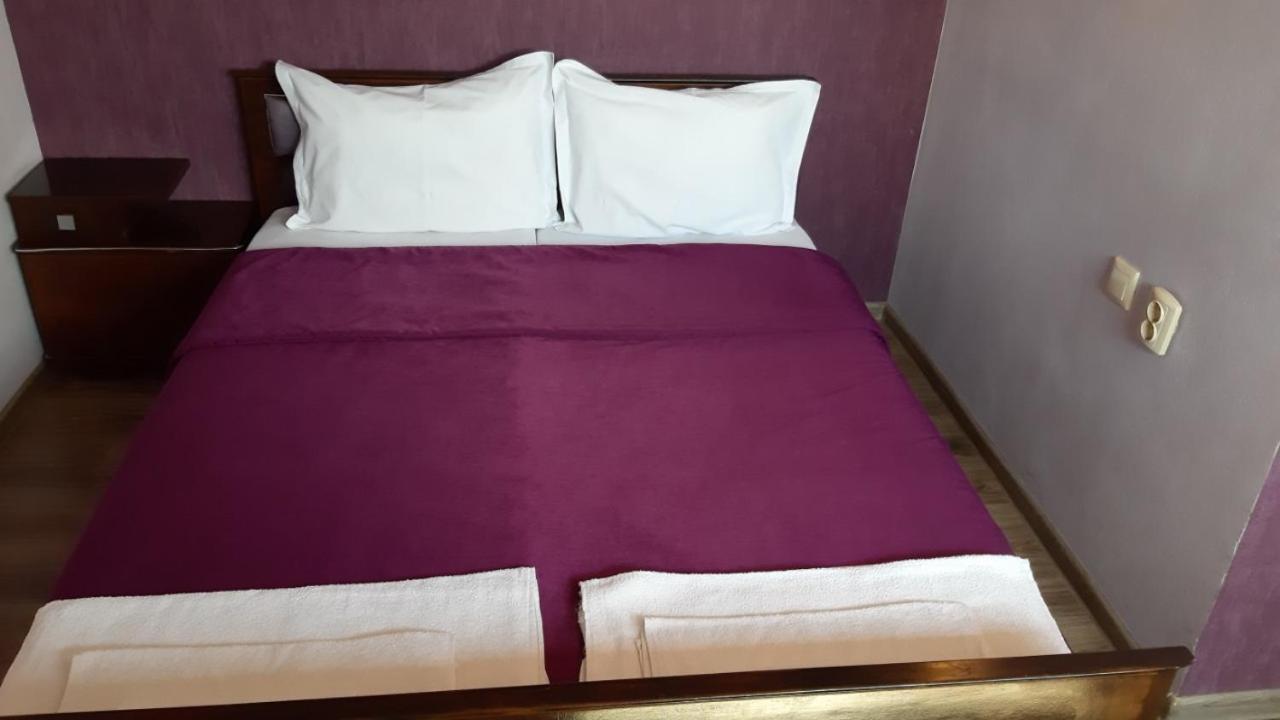 Guest House Bulgari Kazanlŭk المظهر الخارجي الصورة