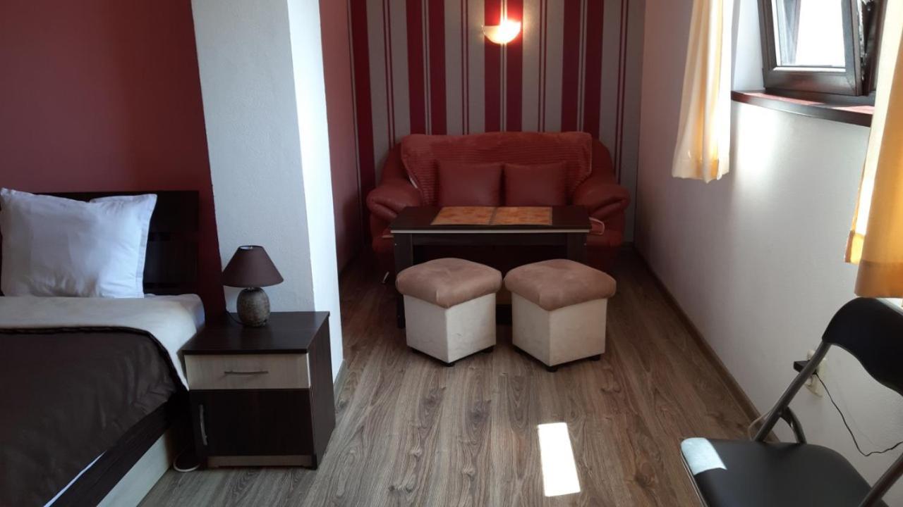 Guest House Bulgari Kazanlŭk المظهر الخارجي الصورة